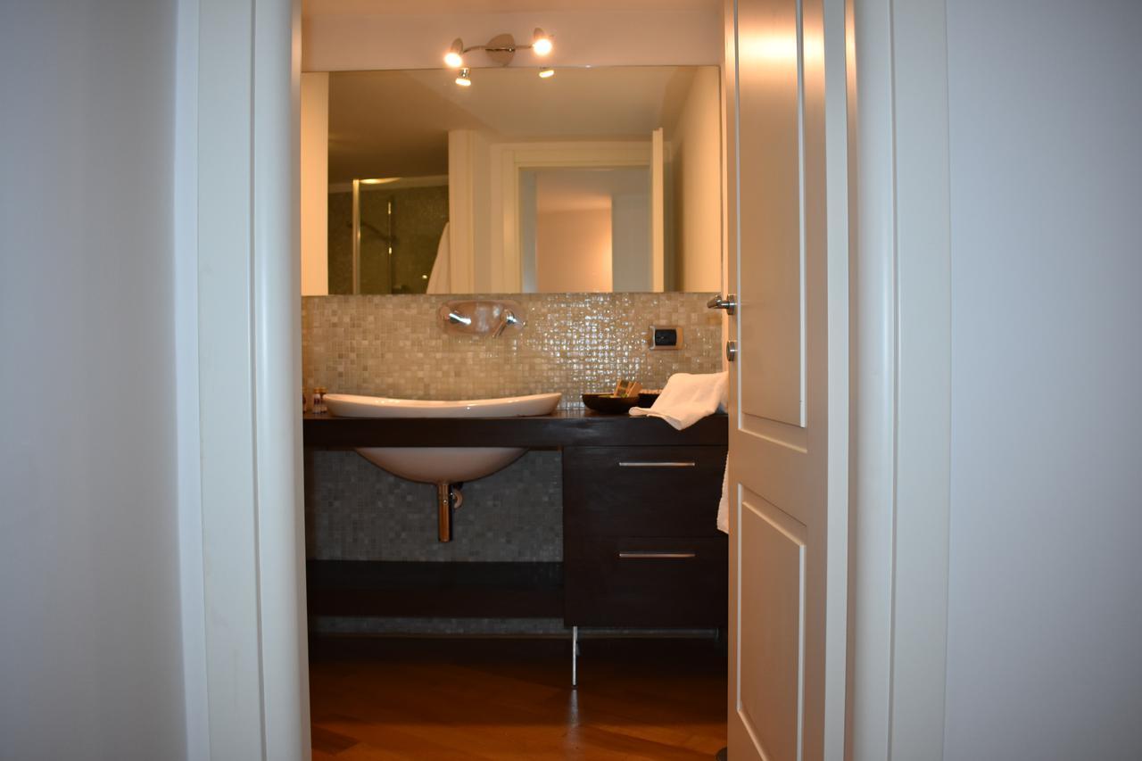 I Vicere B&B Deluxe Napoli Bagian luar foto