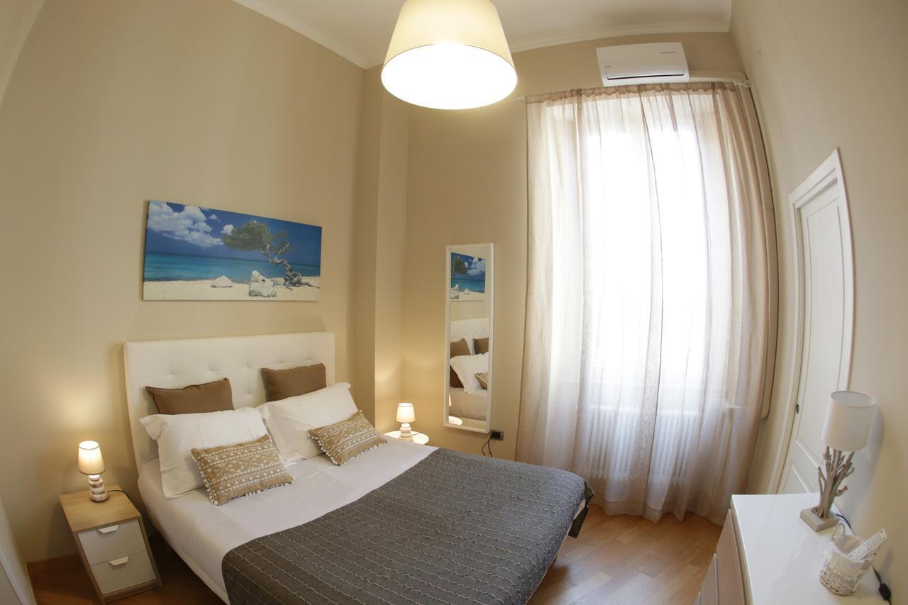 I Vicere B&B Deluxe Napoli Bagian luar foto
