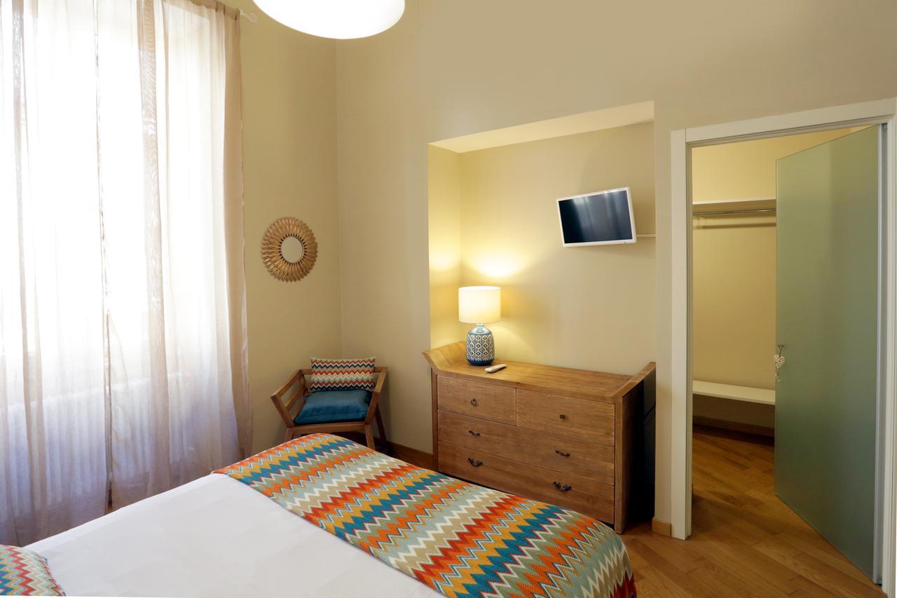 I Vicere B&B Deluxe Napoli Bagian luar foto