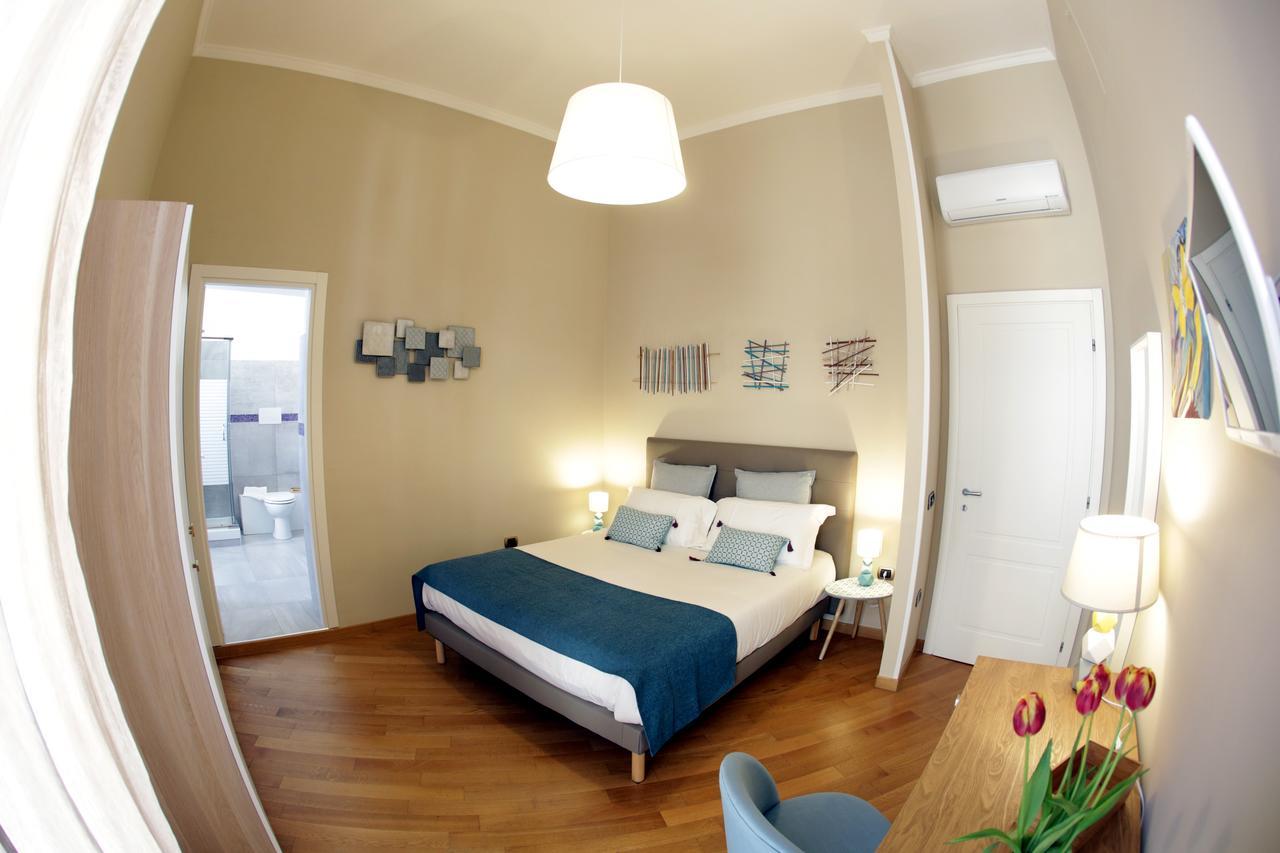 I Vicere B&B Deluxe Napoli Bagian luar foto